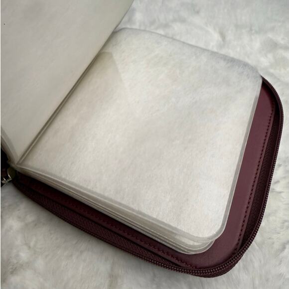 Vintage COACH y2k Burgundy Signature Canvas CD Case - Picture 3 of 6